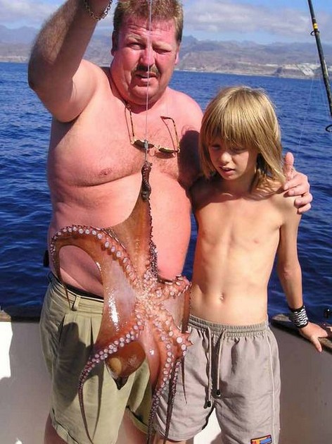 octopus Cavalier & Blue Marlin Sport Fishing Gran Canaria