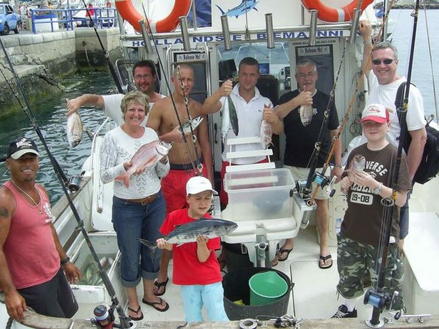 happy fishermen Cavalier & Blue Marlin Sport Fishing Gran Canaria