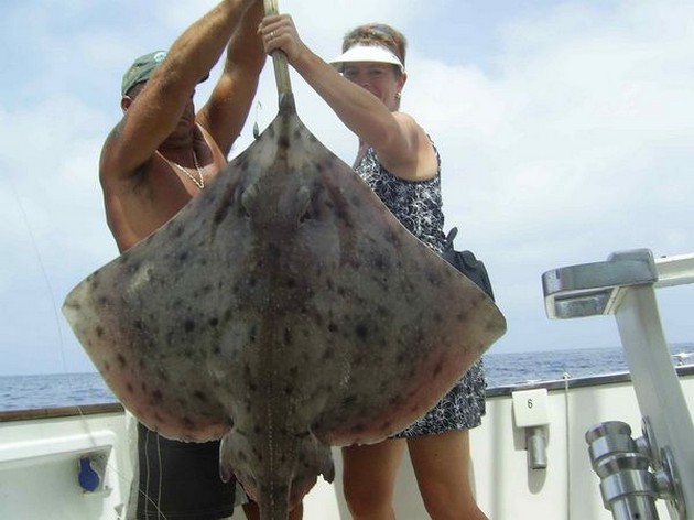 blonde ray Cavalier & Blue Marlin Sport Fishing Gran Canaria