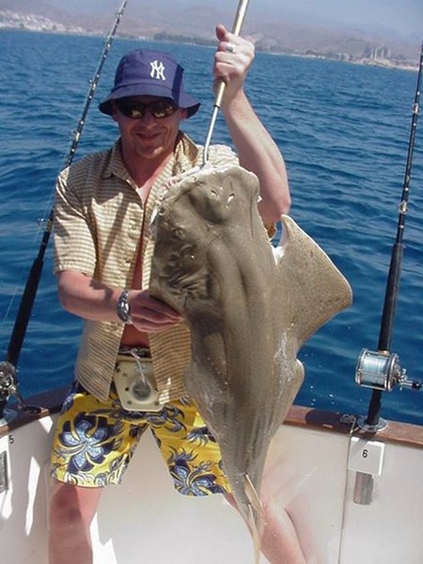 03/04 angel shark Cavalier & Blue Marlin Sport Fishing Gran Canaria