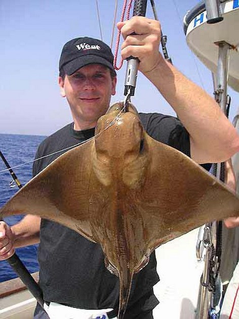 16/09 eagle ray Cavalier & Blue Marlin Sport Fishing Gran Canaria