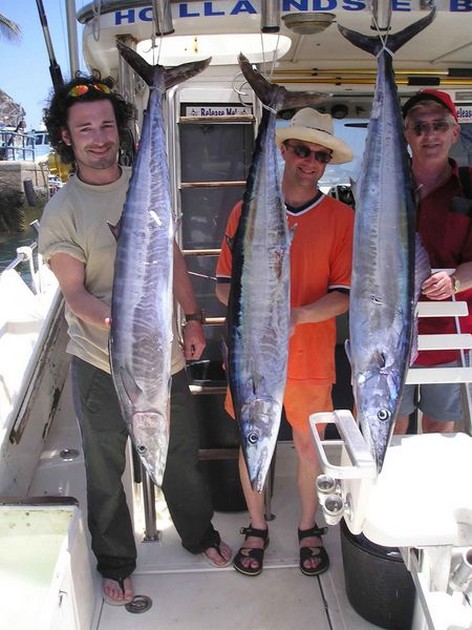 28/06 wahoo Cavalier & Blue Marlin Sport Fishing Gran Canaria