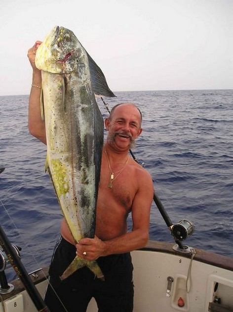 12/09 dorado Cavalier & Blue Marlin Sport Fishing Gran Canaria