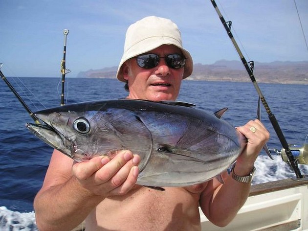 14/10 skipjack tuna Cavalier & Blue Marlin Sport Fishing Gran Canaria