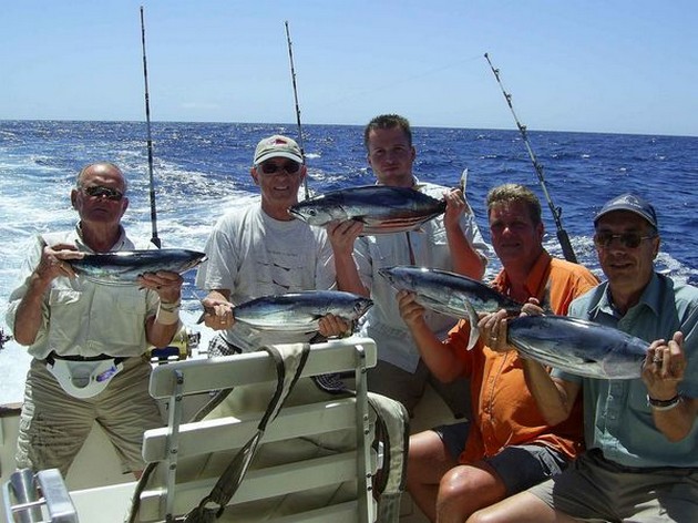 13/09 happy fishermen Cavalier & Blue Marlin Sport Fishing Gran Canaria