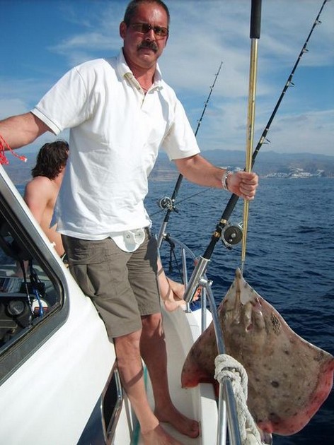 blonde ray Cavalier & Blue Marlin Sport Fishing Gran Canaria
