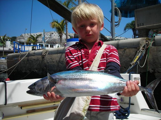 Nach unserem wöchentlichen freien Tag haben wir heute am Riff gefischt - Cavalier & Blue Marlin Sport Fishing Gran Canaria