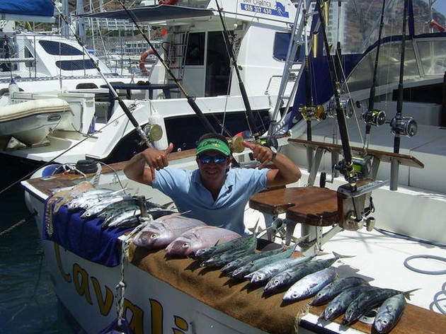Mit wieder starkem und hartem Sirocco-Wind die Boote - Cavalier & Blue Marlin Sport Fishing Gran Canaria