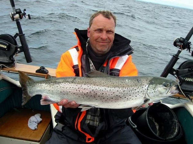 salmon 4 kilo Cavalier & Blue Marlin Sport Fishing Gran Canaria