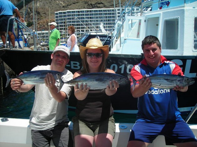 Puerto Rico - 6.00 pm UNO MENOS Asegúrese de que los firmes - Cavalier & Blue Marlin Sport Fishing Gran Canaria