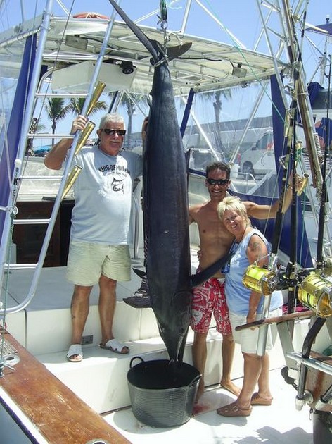 30/06 blue marlin Cavalier & Blue Marlin Sport Fishing Gran Canaria