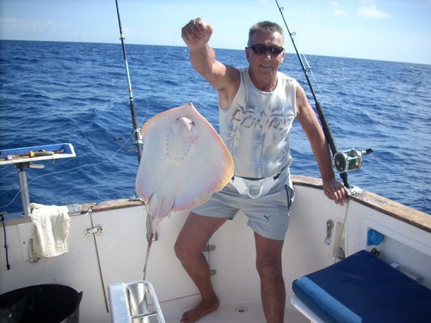 Puerto Rico klockan 18.00 RÖDA SNAPPARE Efter vår "regniga" - Cavalier & Blue Marlin Sport Fishing Gran Canaria