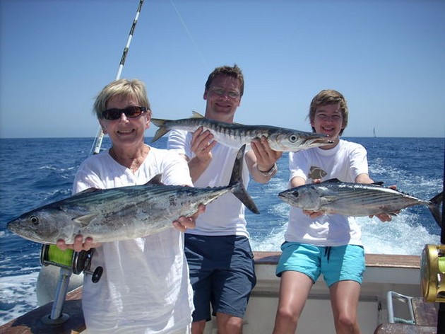 01/04 happy fishermen Cavalier & Blue Marlin Sport Fishing Gran Canaria