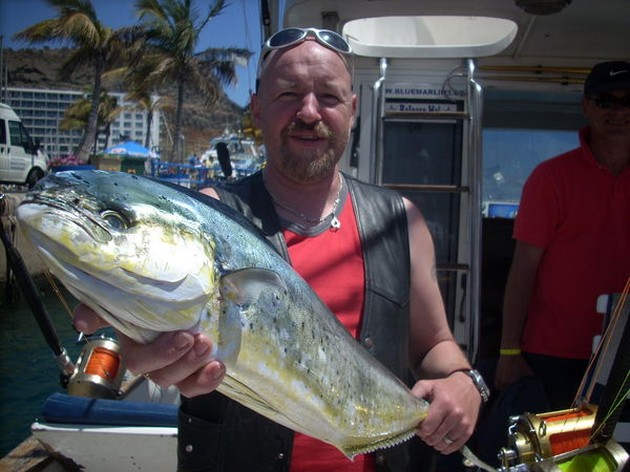 09/05 dorado Cavalier & Blue Marlin Sport Fishing Gran Canaria