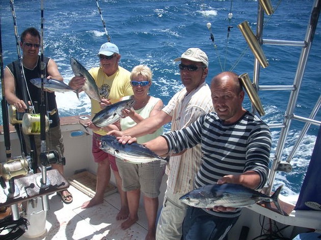 Puerto Rico 18.30 SPEAR FISKER Idag var det 3 båtar Cavalier & Blue Marlin Sport Fishing Gran Canaria