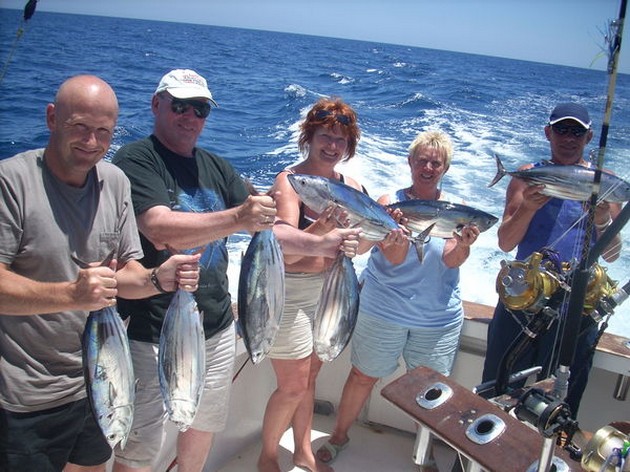24/06 happy fishermen Cavalier & Blue Marlin Sport Fishing Gran Canaria