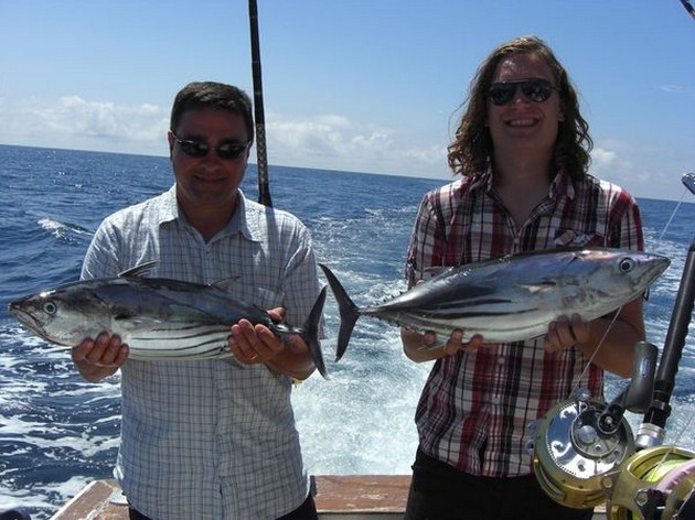 BIG SKIPJACK TUNAS Trolling oder Grundfischen, in - Cavalier & Blue Marlin Sport Fishing Gran Canaria
