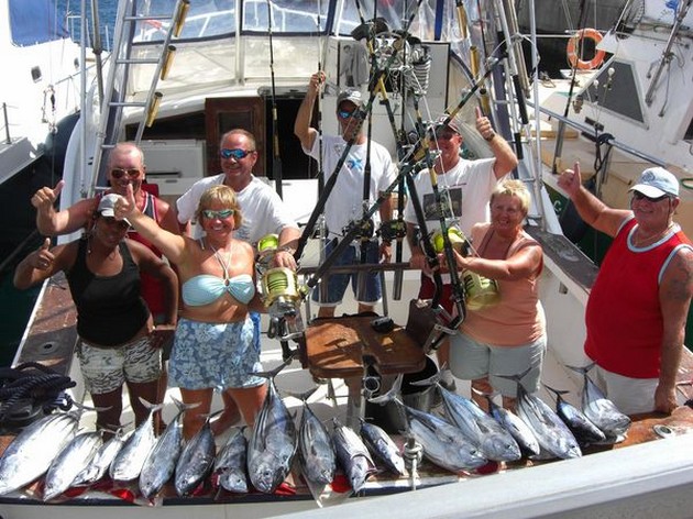 09/10 satisfied fishermen Cavalier & Blue Marlin Sport Fishing Gran Canaria
