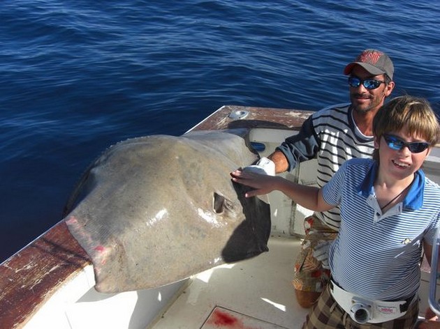 23/10 roughtail stingray Cavalier & Blue Marlin Sport Fishing Gran Canaria