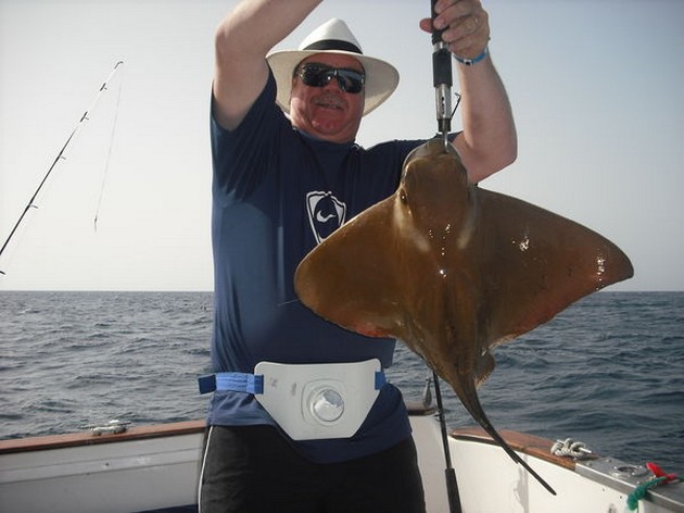 29/01 eagle ray Cavalier & Blue Marlin Sport Fishing Gran Canaria