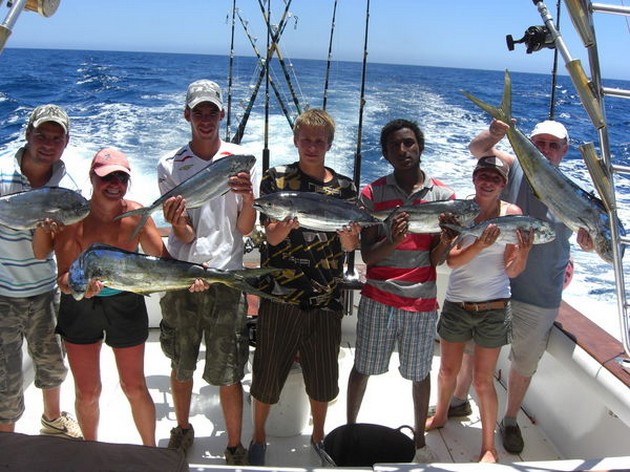 satisfied fishermen Cavalier & Blue Marlin Sport Fishing Gran Canaria