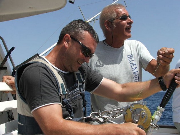 3 BÅTAR - 14 HOOK UPS Idag är båtarna, Blue Marlin - Cavalier & Blue Marlin Sport Fishing Gran Canaria