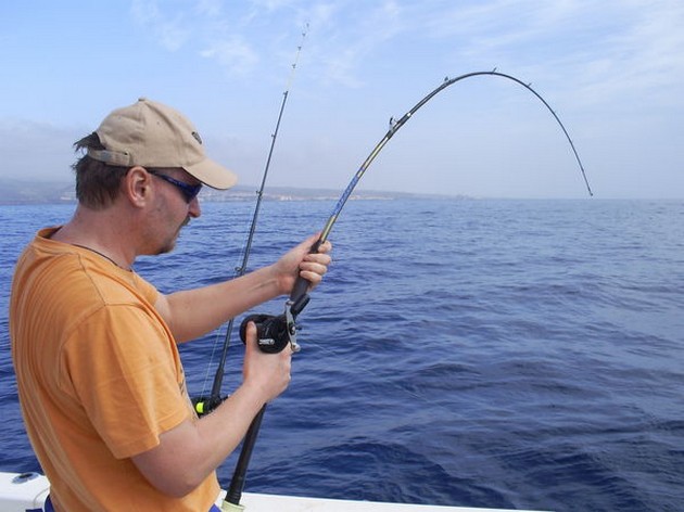 DAGJE ROGGEN MEPPEN<br><br>Zowel op de Exploramar als op - Cavalier & Blue Marlin Sport Fishing Gran Canaria
