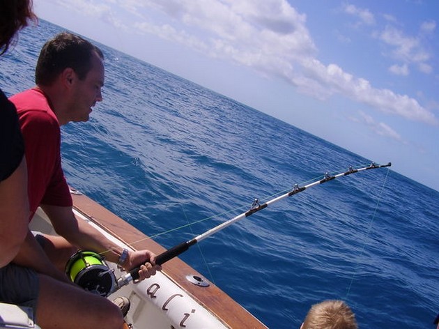 VISSEN OP HET RIF<br><br>De bemanning van de Cavalier had - Cavalier & Blue Marlin Sport Fishing Gran Canaria
