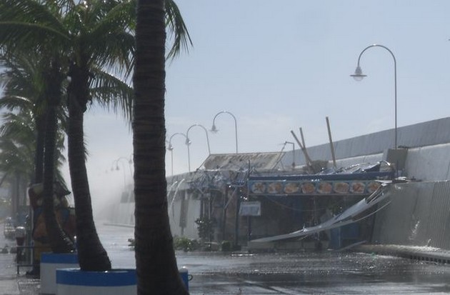 STORMY WIND I går kväll och idag till 14.00 hade vi det - Cavalier & Blue Marlin Sport Fishing Gran Canaria