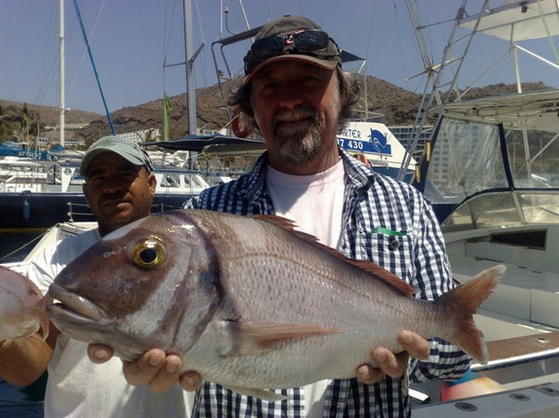11/04 Red Snapper Cavalier & Blue Marlin Sport Fishing Gran Canaria