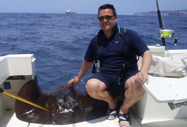 Roughtail Stingray Cavalier & Blue Marlin Sport Fishing Gran Canaria