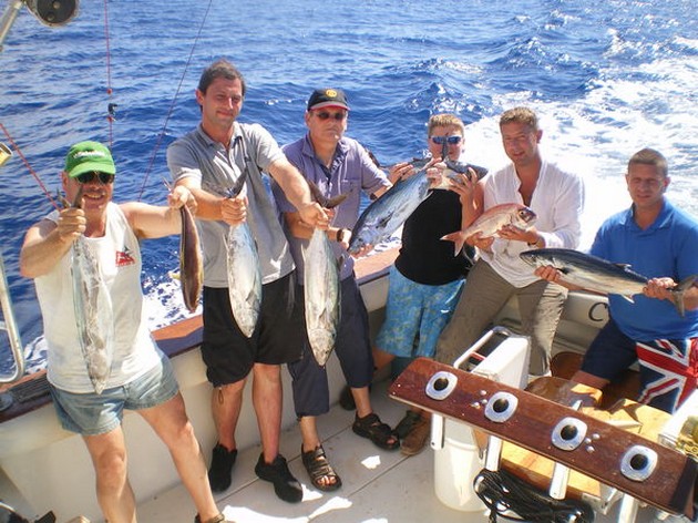 Satisfied Fishermen Cavalier & Blue Marlin Sport Fishing Gran Canaria