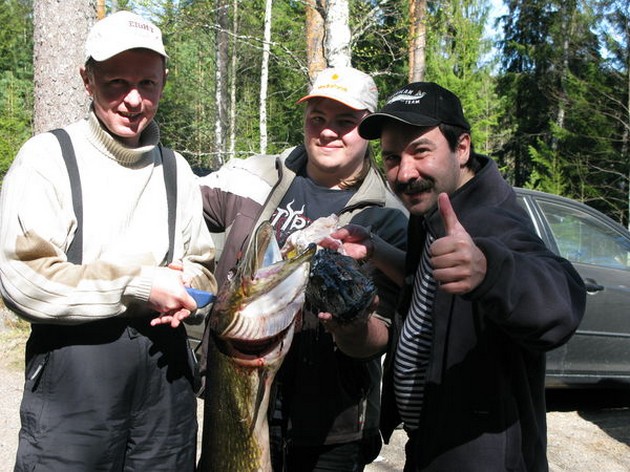 happy friends Cavalier & Blue Marlin Sport Fishing Gran Canaria