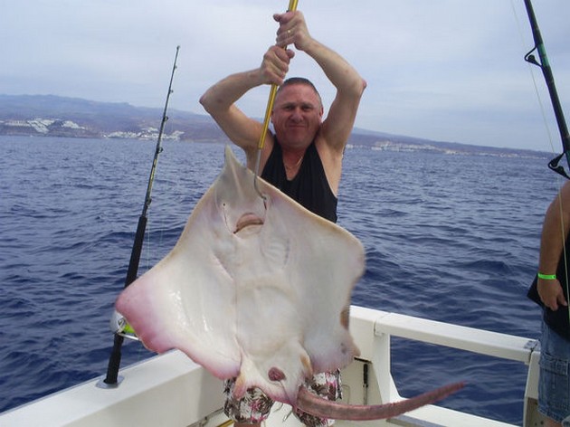 Bottle Nosed Skate Cavalier & Blue Marlin Sport Fishing Gran Canaria