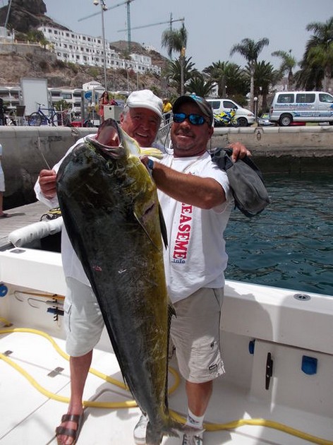 14/07 New Boat Record Cavalier & Blue Marlin Sport Fishing Gran Canaria