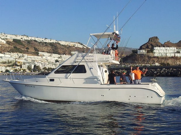 SKIPJACK EXPLOSION Idag var det en riktig Skipjack Explosion Cavalier & Blue Marlin Sport Fishing Gran Canaria