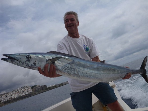 Peter Schuurbiers fångade 21 kilo wahoo Cavalier & Blue Marlin Sport Fishing Gran Canaria