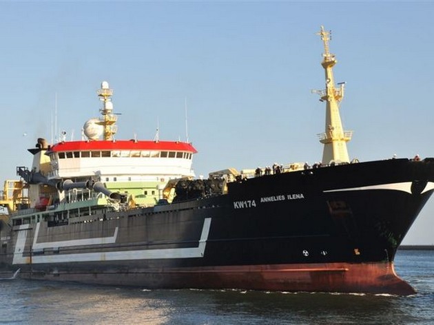 Opbrengen vissersschip disproportioneel Cavalier & Blue Marlin Sport Fishing Gran Canaria