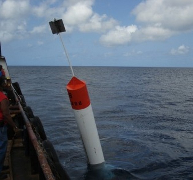 FAD boeien voor meer vis in Curacaose wateren Cavalier & Blue Marlin Sport Fishing Gran Canaria