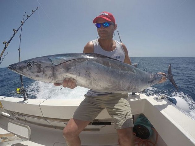 Den holländska sportfiskaren Roland van Seccelen fångade 45 kg Wahoo Cavalier & Blue Marlin Sport Fishing Gran Canaria