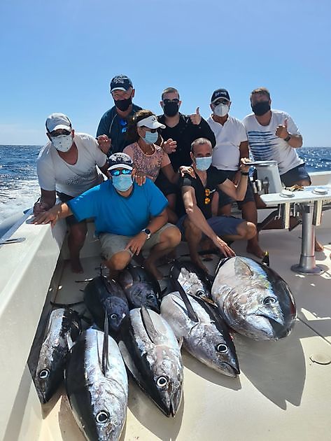 7/9 Albacores - 1/1 Thon Big Eye - Cavalier & Blue Marlin Sport Fishing Gran Canaria