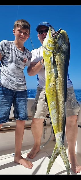Stort Dorado för Luca - Cavalier & Blue Marlin Sport Fishing Gran Canaria