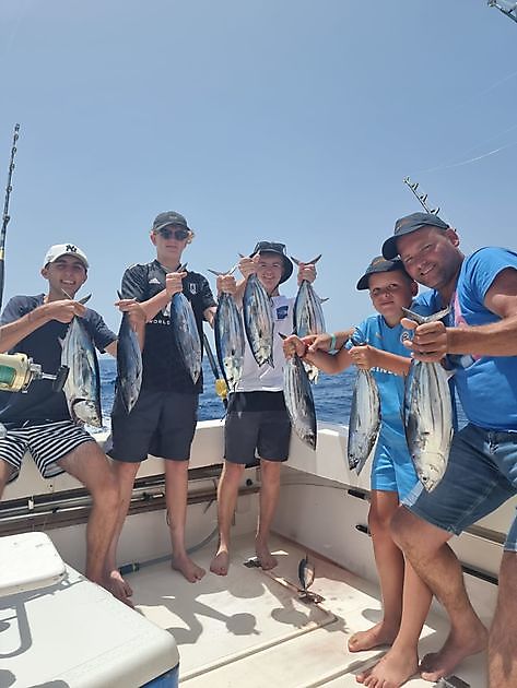 15/8 - Bonites & Wahoo - Cavalier & Blue Marlin Sport Fishing Gran Canaria