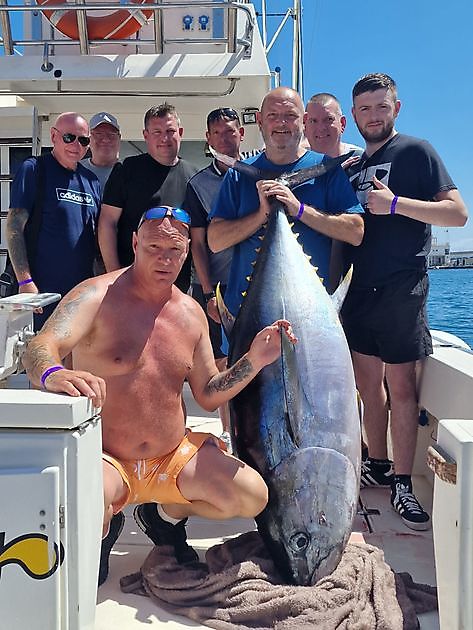 9/12 Buen comienzo - Cavalier & Blue Marlin Sport Fishing Gran Canaria
