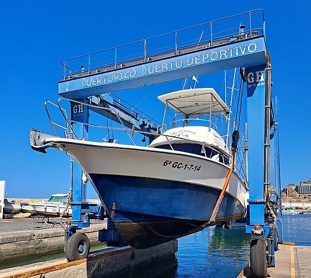 30/5 - Blue Marlin 3 i torrdocka - Cavalier & Blue Marlin Sport Fishing Gran Canaria