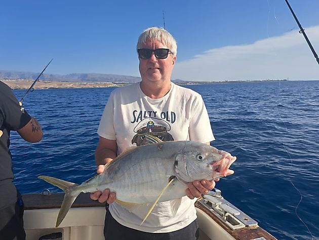 30/11 - yellow jack fish & Barrcuda - Cavalier & Blue Marlin Sport Fishing Gran Canaria