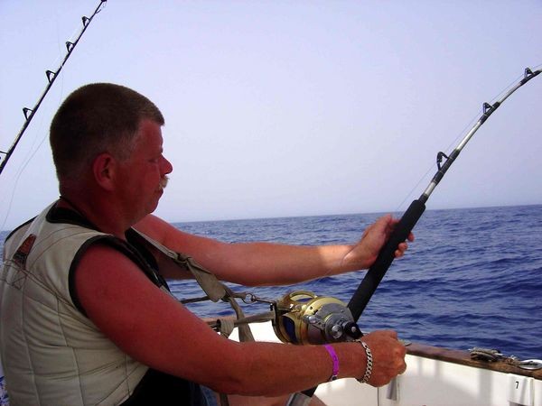 04/09 hooked up Cavalier & Blue Marlin Sport Fishing Gran Canaria
