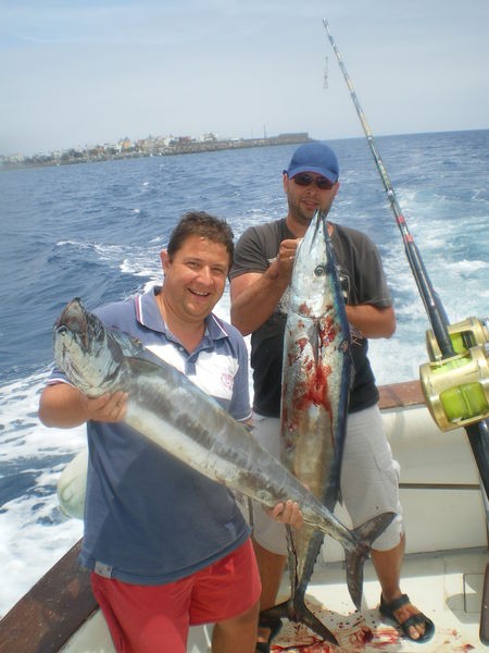 23/05 2 Wahoo's Cavalier & Blue Marlin Sport Fishing Gran Canaria
