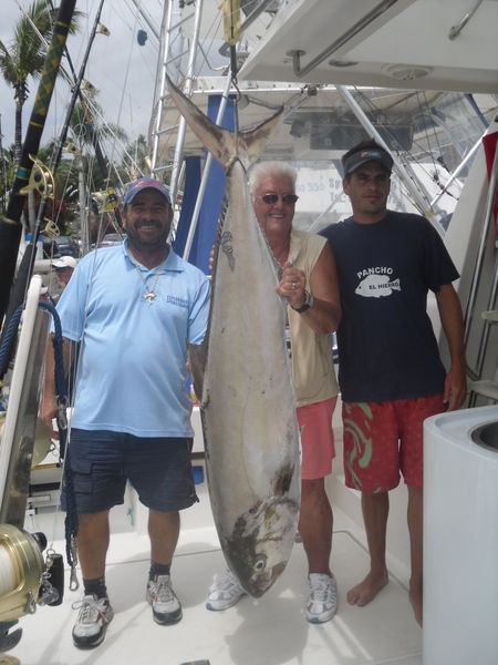 08/06 38 kg Amberjack Cavalier & Blue Marlin Sportfischen Gran Canaria