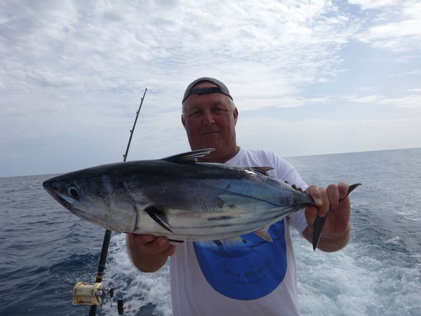 9/11 Skipjack Tuna Cavalier & Blue Marlin Sport Fishing Gran Canaria